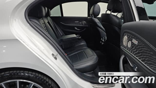 Mercedes-Benz E-класс W213 AMG Line, 2021 12