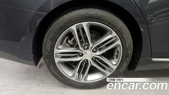 Hyundai Grandeur IG 3.0 LPi Exclusive (арендный автомобиль), 2017 все фото