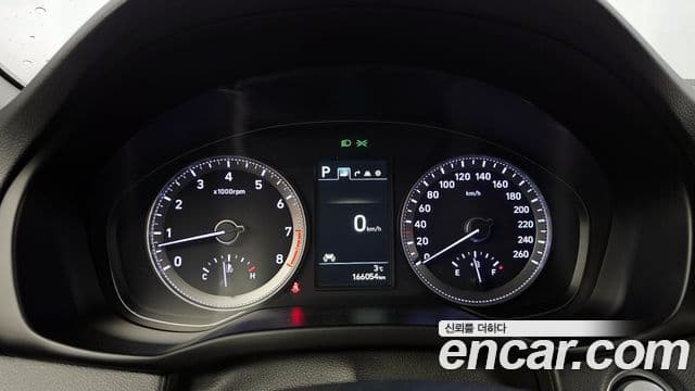 Hyundai Grandeur IG 3.0 LPi Exclusive (арендный автомобиль), 2017 8