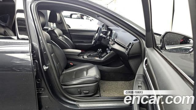 Hyundai Grandeur IG 3.0 LPi Exclusive (арендный автомобиль), 2017 11