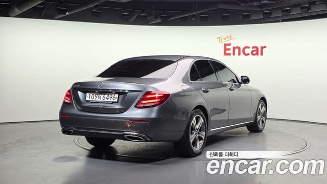 Mercedes-Benz E-класс W213 Avantgarde, 2019 2