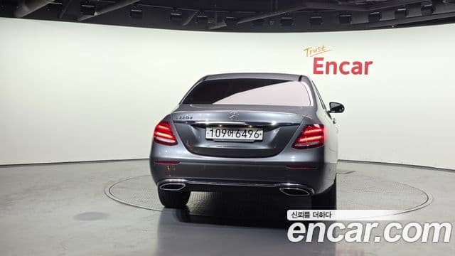 Mercedes-Benz E-класс W213 Avantgarde, 2019 4