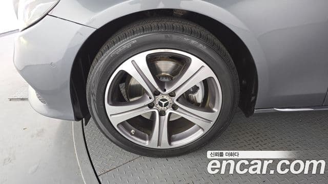 Mercedes-Benz E-класс W213 Avantgarde, 2019 все фото