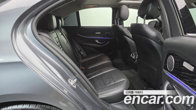 Mercedes-Benz E-класс W213 Avantgarde, 2019 12