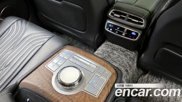 Genesis G80 (RG3) бензин 3.5 турбо AWD, 2023 18