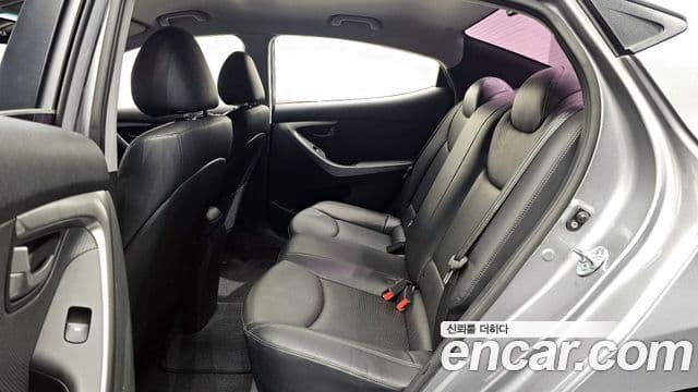 Hyundai Avante MD M16 GDI Avenue, 2014 13