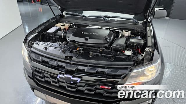 Chevrolet(GM대우) real New 콜로라도 3.6 Z71-X Midnight 4WD, 2021 6