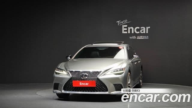 Lexus LS500h 5세대 3.5 Platinum AWD, 2023 3