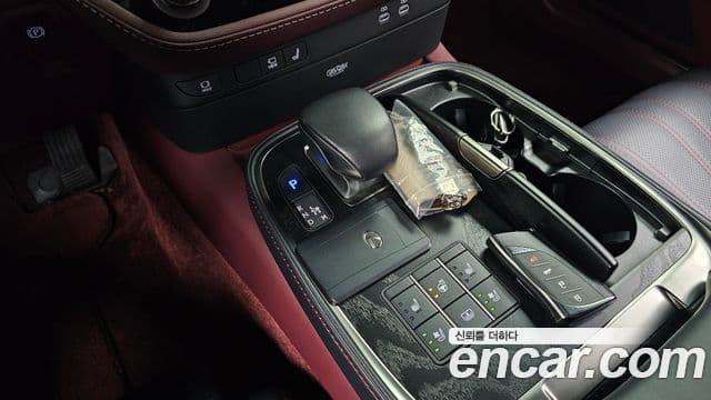 Lexus LS500h 5세대 3.5 Platinum AWD, 2023 9