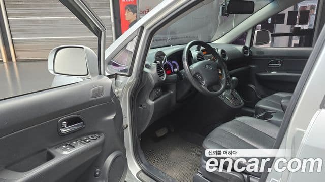 Kia 뉴카렌스 топовая версия, 2011 11