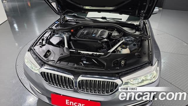BMW 5시리즈 (G30) 520d Luxury Special Edition, 2018 6