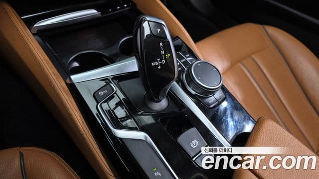 BMW 5시리즈 (G30) 520d Luxury Special Edition, 2018 9