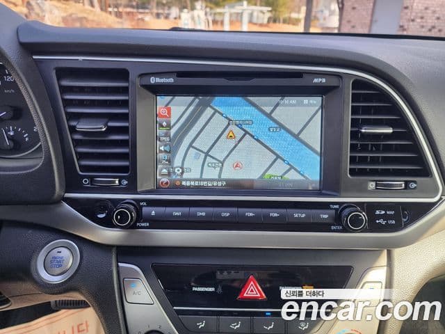 Hyundai Avante AD 1.6 GDI Value Plus, 2017 11