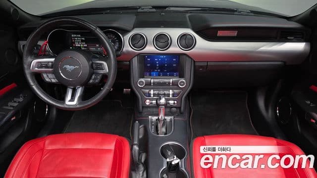 Ford Mustang кабриолет, 2022 7