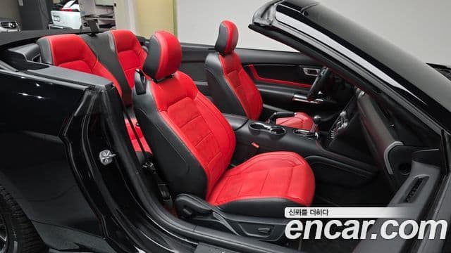 Ford Mustang кабриолет, 2022 12