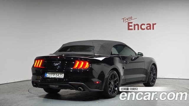 Ford Mustang кабриолет, 2022 19