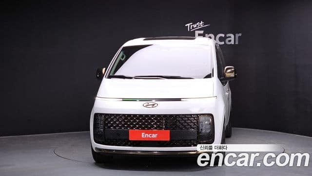 Hyundai Staria Prestige, 2024 3