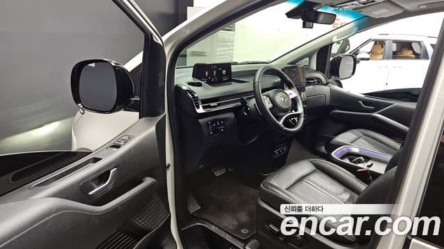 Hyundai Staria Prestige, 2024 10