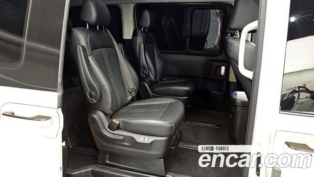 Hyundai Staria Prestige, 2024 12