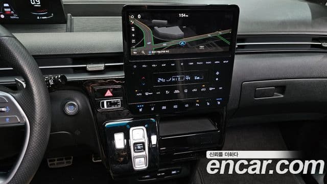 Hyundai Staria Prestige, 2024 14