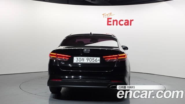 Kia K5 2세대 Noblesse Special, 2017 4