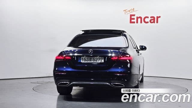 Mercedes-Benz E-класс W213 AMG Line, 2022 4