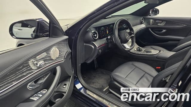 Mercedes-Benz E-класс W213 AMG Line, 2022 11