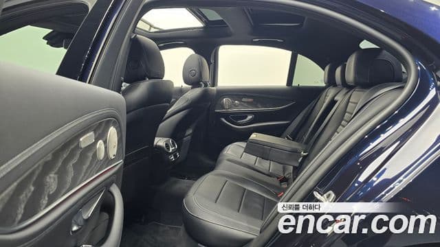 Mercedes-Benz E-класс W213 AMG Line, 2022 12