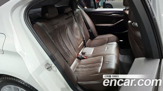 BMW 5시리즈 (G30) 520d Luxury Plus, 2018 12