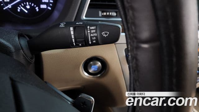 Genesis G80 Premium Luxury, 2017 16