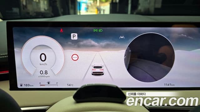 Genesis GV70, 2026 8