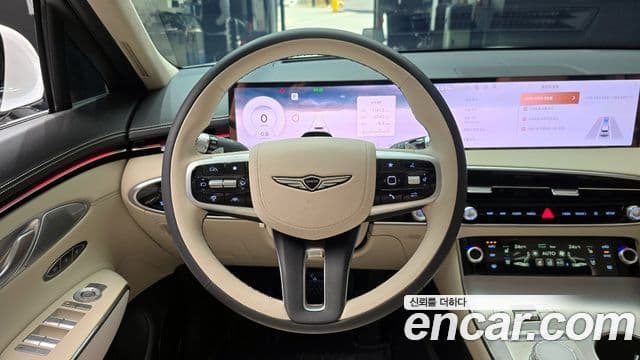 Genesis GV70, 2026 13