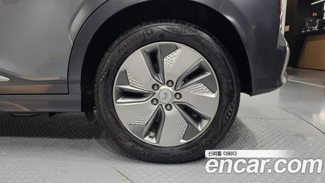 Hyundai Kona Электрический (Electric) Modern, 2020 все фото