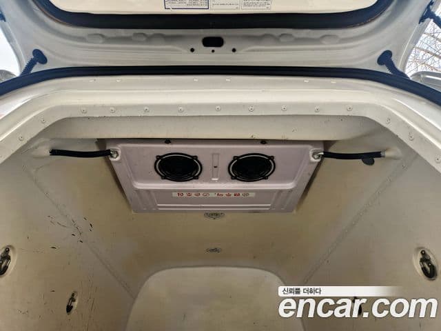 Hyundai Grand Starex Refrigerated Truck, 2017 16