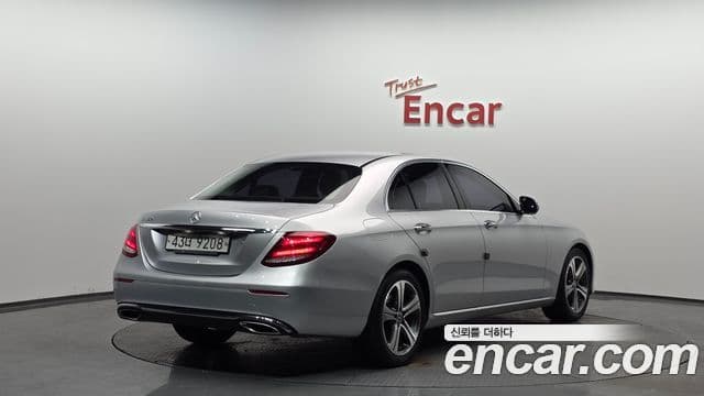 Mercedes-Benz E-класс W213 E300 Avantgarde Intelligent Drive, 2017 2