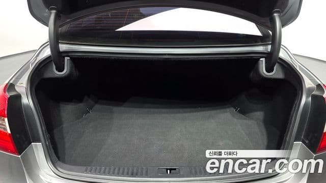 Hyundai Genesis Prime Pack, 2012 20