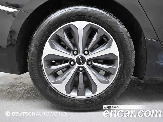 Kia K8 гибрид Noblesse, 2022 все фото