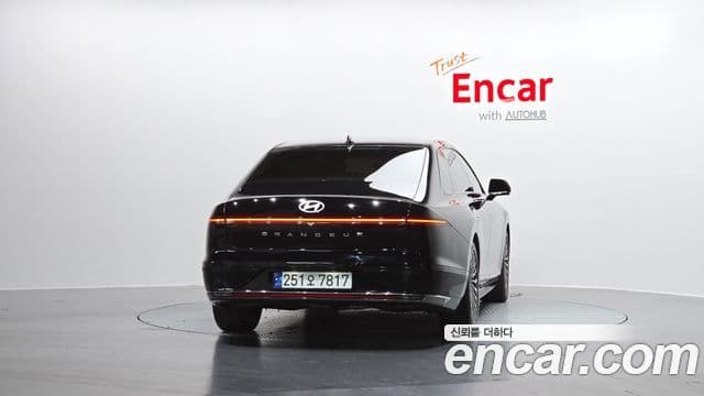 Hyundai Grandeur (GN7) Calligraphy, 2023 4