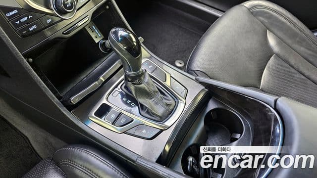 Hyundai Grandeur HG Modern, 2014 9