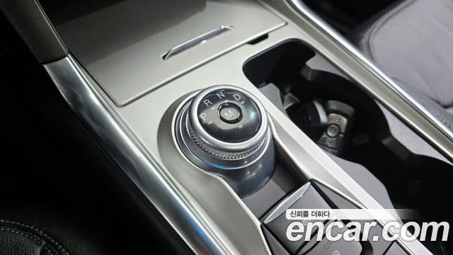 Ford Explorer 6세대, 2020 9