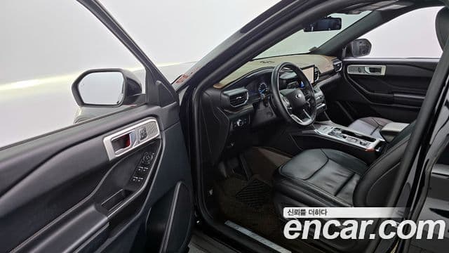 Ford Explorer 6세대, 2020 10