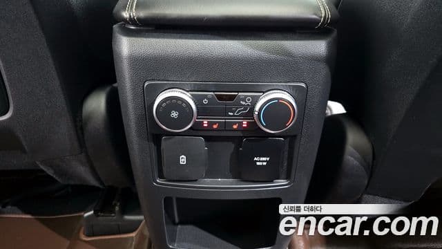 Ford Explorer 6세대, 2020 19