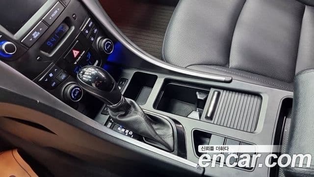Hyundai Sonata The / новый 브릴리언트 LPI Smart(для людей с инвалидностью), 2014 9