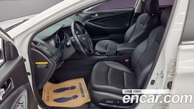 Hyundai Sonata The / новый 브릴리언트 LPI Smart(для людей с инвалидностью), 2014 10