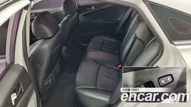 Hyundai Sonata The / новый 브릴리언트 LPI Smart(для людей с инвалидностью), 2014 11