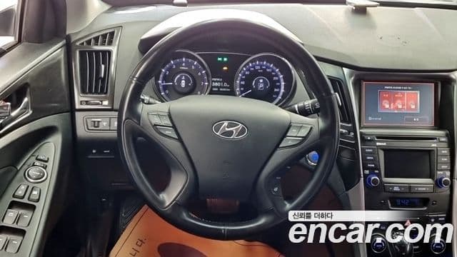 Hyundai Sonata The / новый 브릴리언트 LPI Smart(для людей с инвалидностью), 2014 13