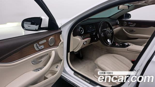 Mercedes-Benz E-класс W213 Exclusive, 2017 11