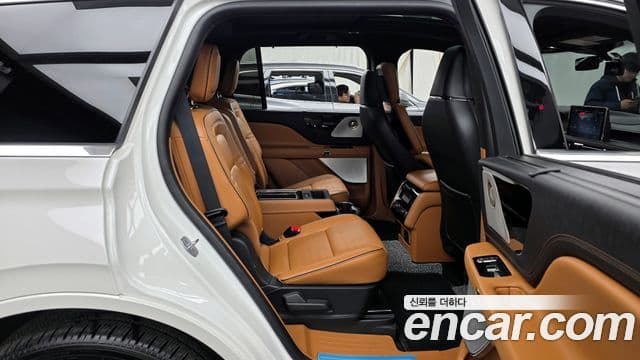Lincoln Aviator 2세대 3.0 Black Label AWD, 2023 12