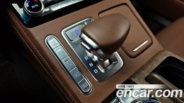 Genesis G90 Premium Luxury, 2019 9