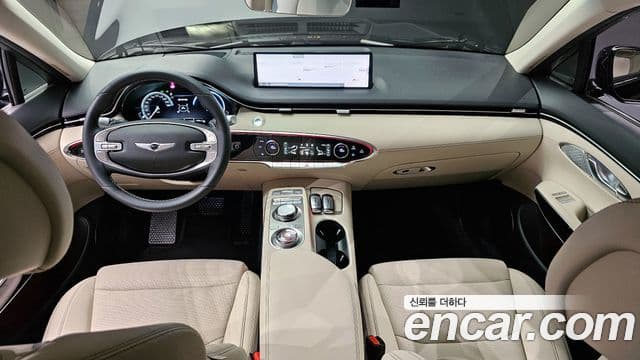 Genesis GV70, 2023 7